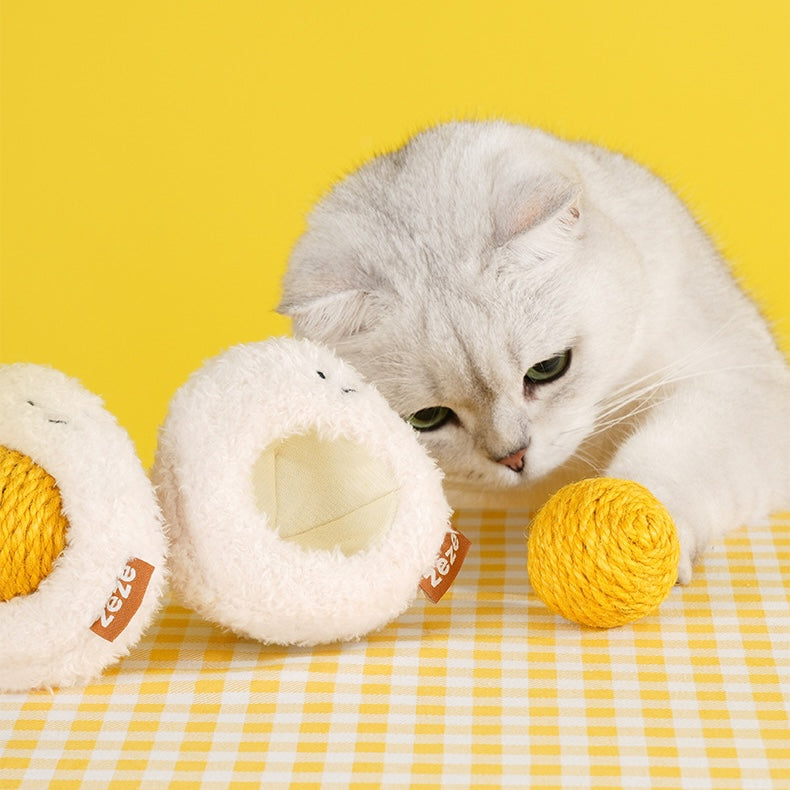Boiled egg plush cat toy with sisal rope ball for interactive play 