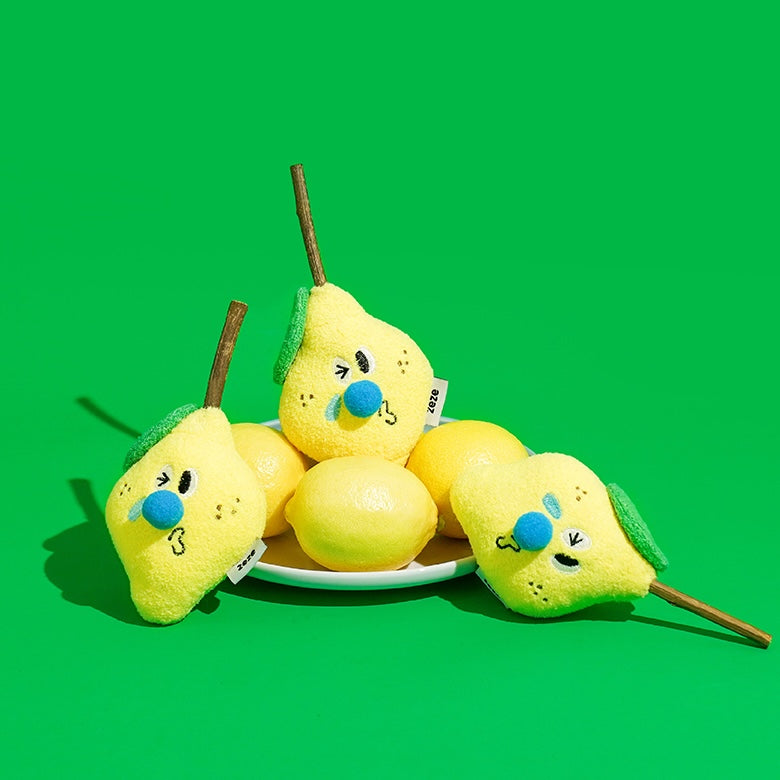 Soft plush sour lemon cat toy for chewing and batting 