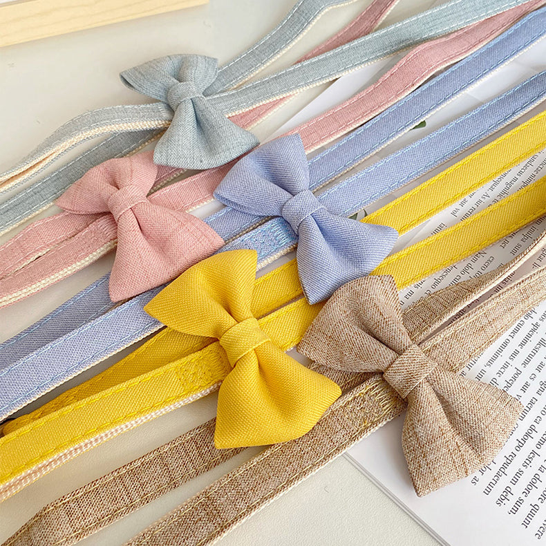 leashes with bows in various colors